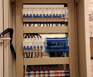 Altıeylül Pano İmalatı Kurulumu: Güvenli Enerji Yönetiminin Kalbi ÖZBAY Elektrik